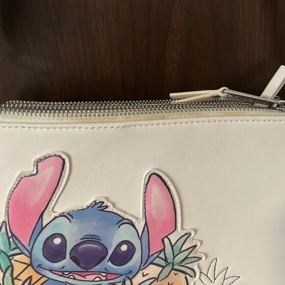 Disney Loungefly Lilo & Stitch Crossbody Bag BoxLunch Exclusive - Picture 5 of 11